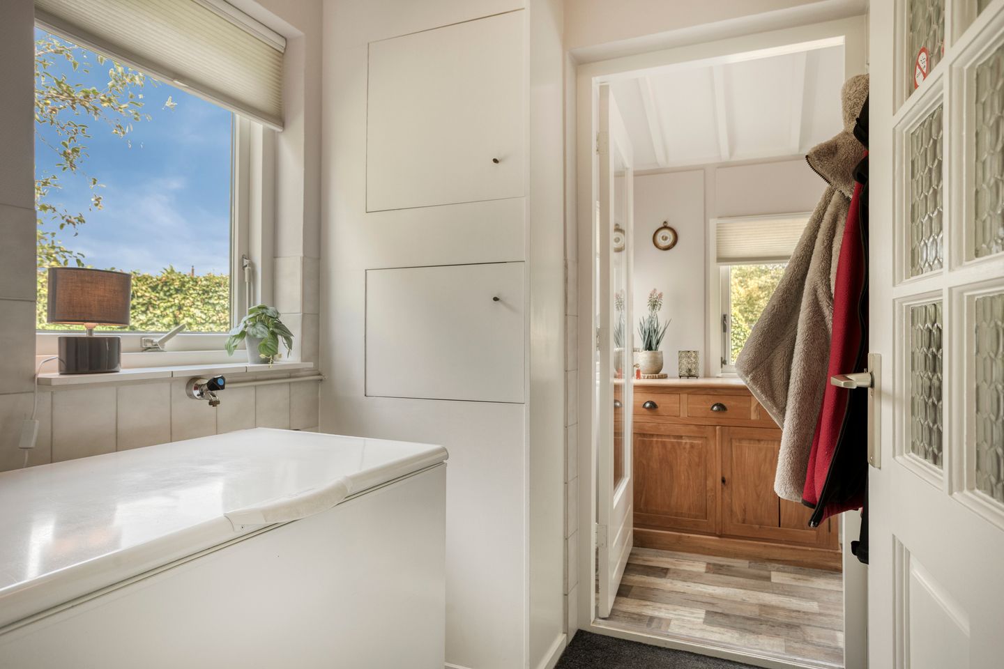 Photo 25 of Ravenstraat 12