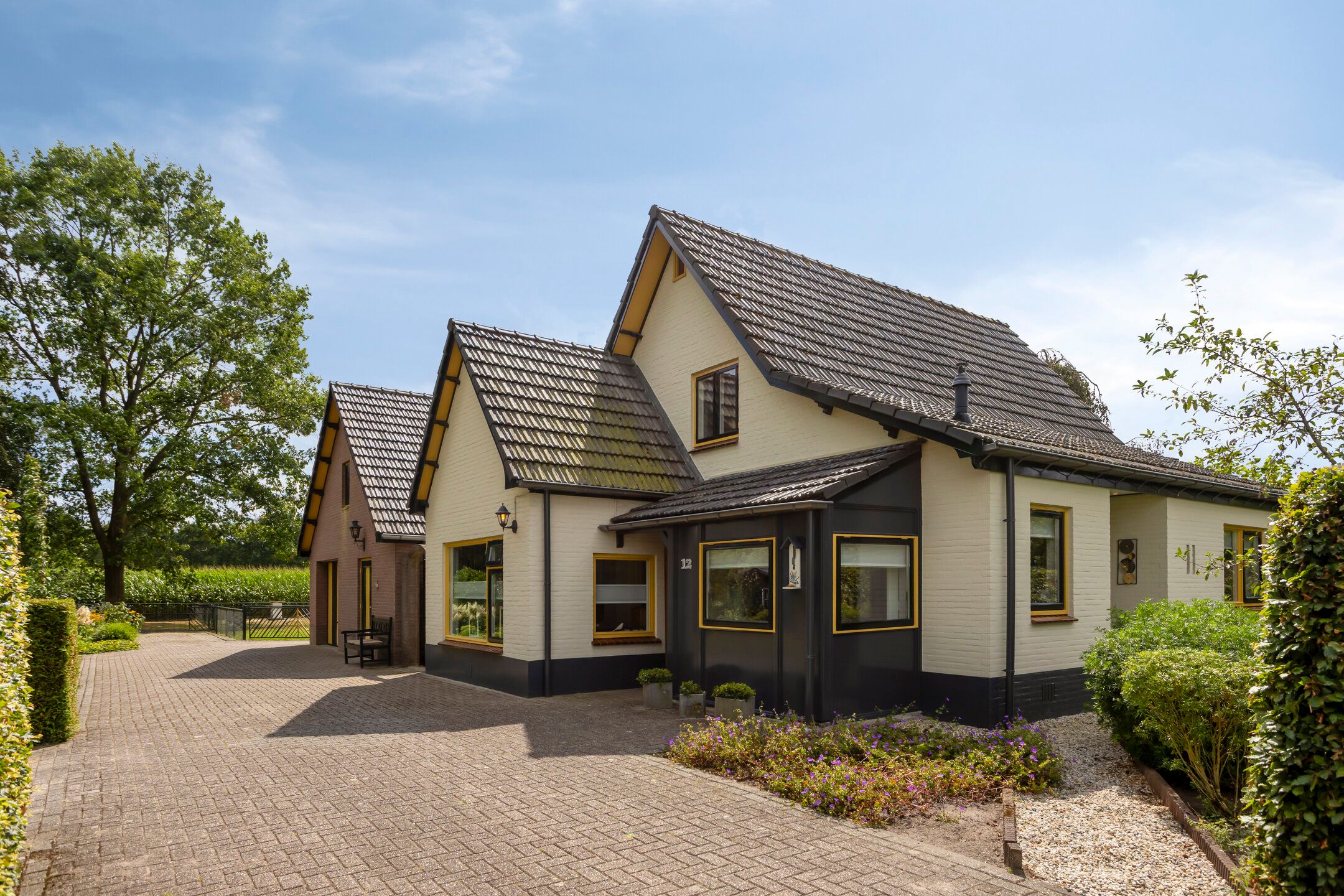 Photo 3 of Ravenstraat 12
