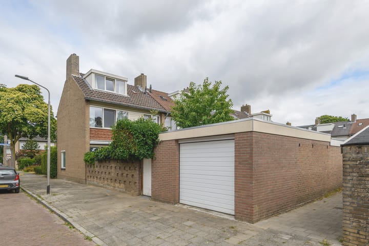 Photo 4 of Onyxstraat 2