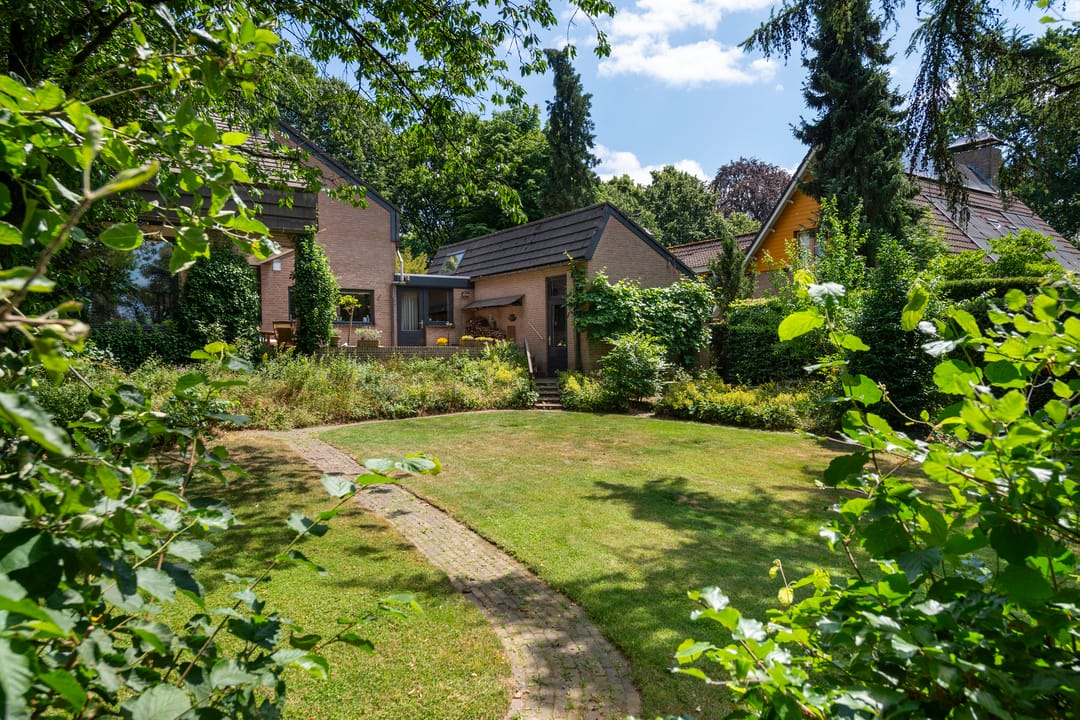 Photo 61 of Dreyenseweg 8-A