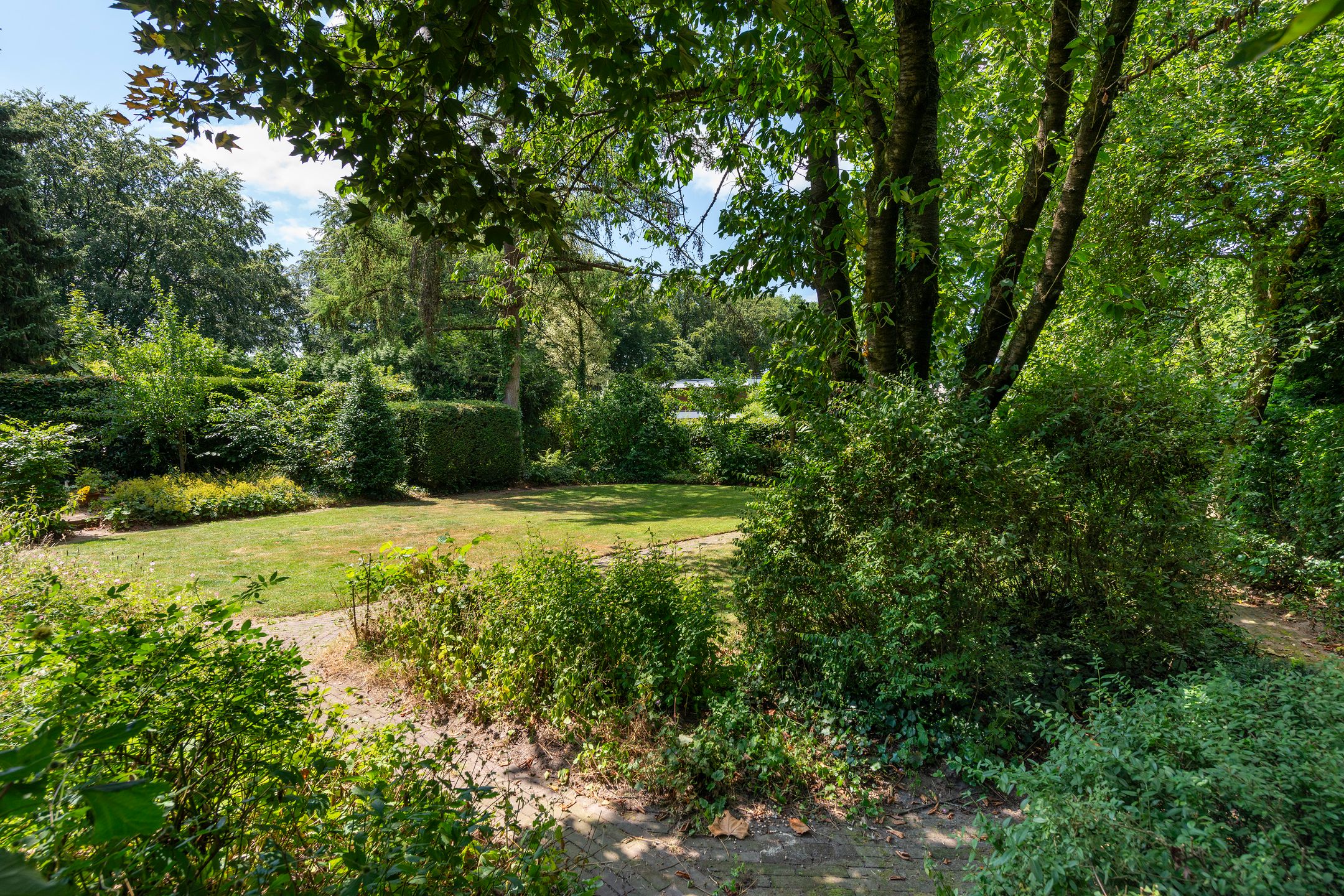 Photo 60 of Dreyenseweg 8-A