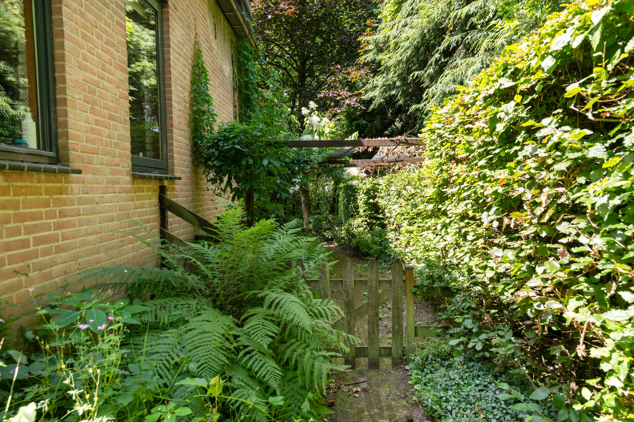 Photo 69 of Dreyenseweg 8-A