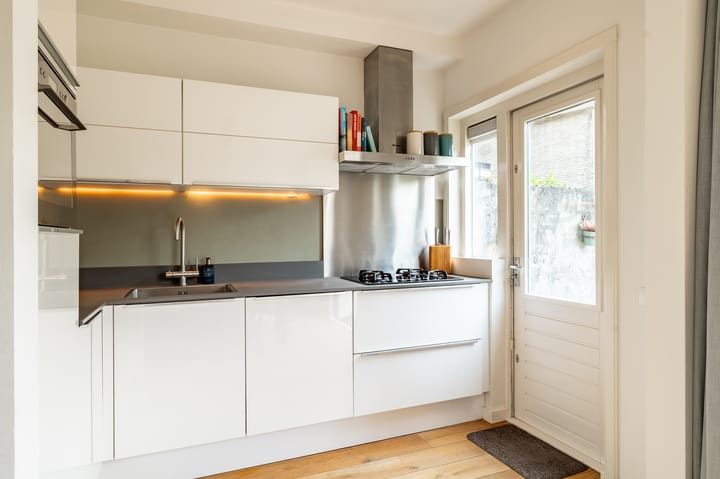 Tussenwoning te koop: Achillesstraat 106, Breda