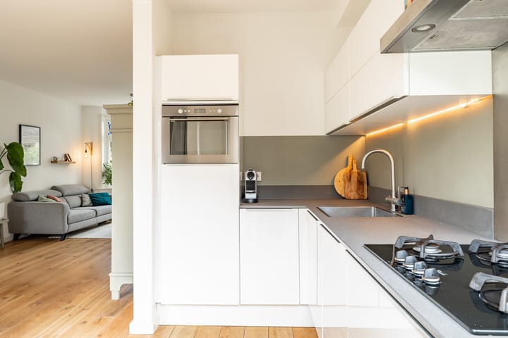 Tussenwoning te koop: Achillesstraat 106, Breda