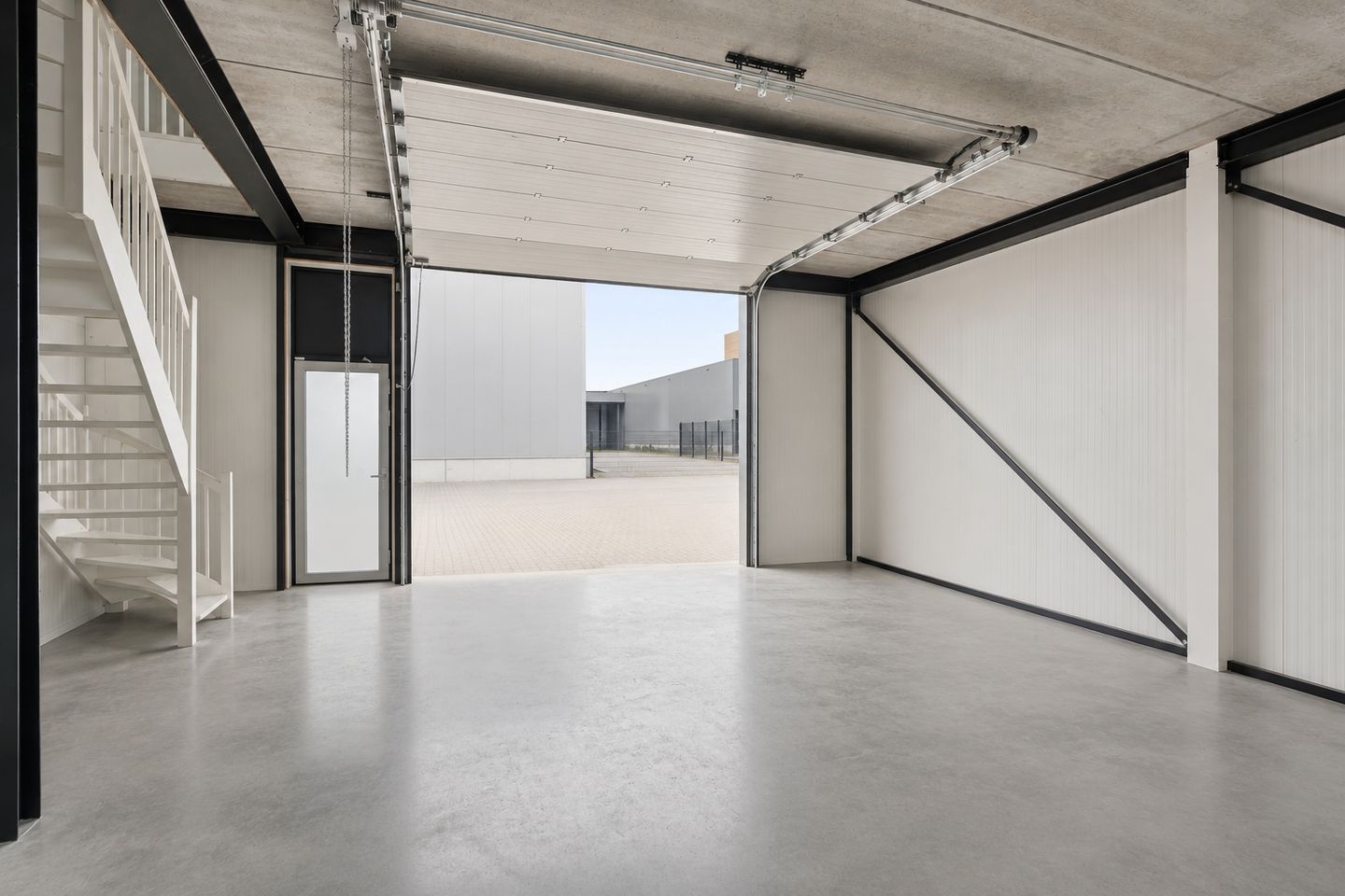 View photo 2 of Bolwerk 7