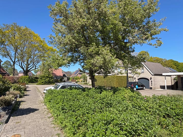 Tussenwoning te koop: Gezina van der Molenstr 5, Coevorden