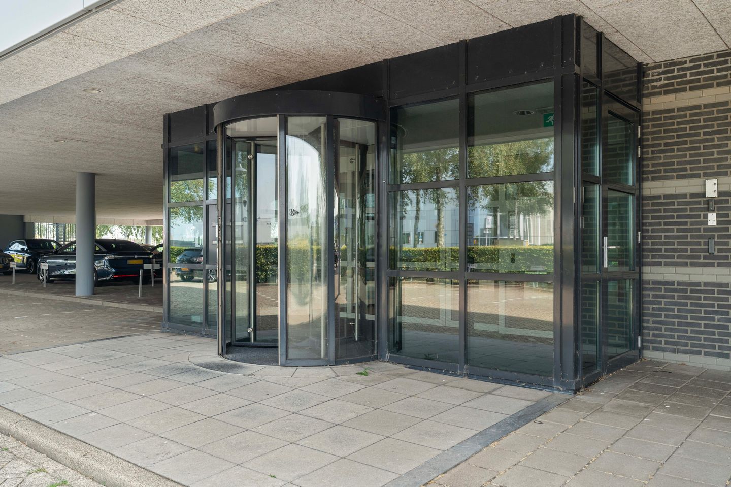 View photo 3 of Walaardt Sacréstraat 401-403