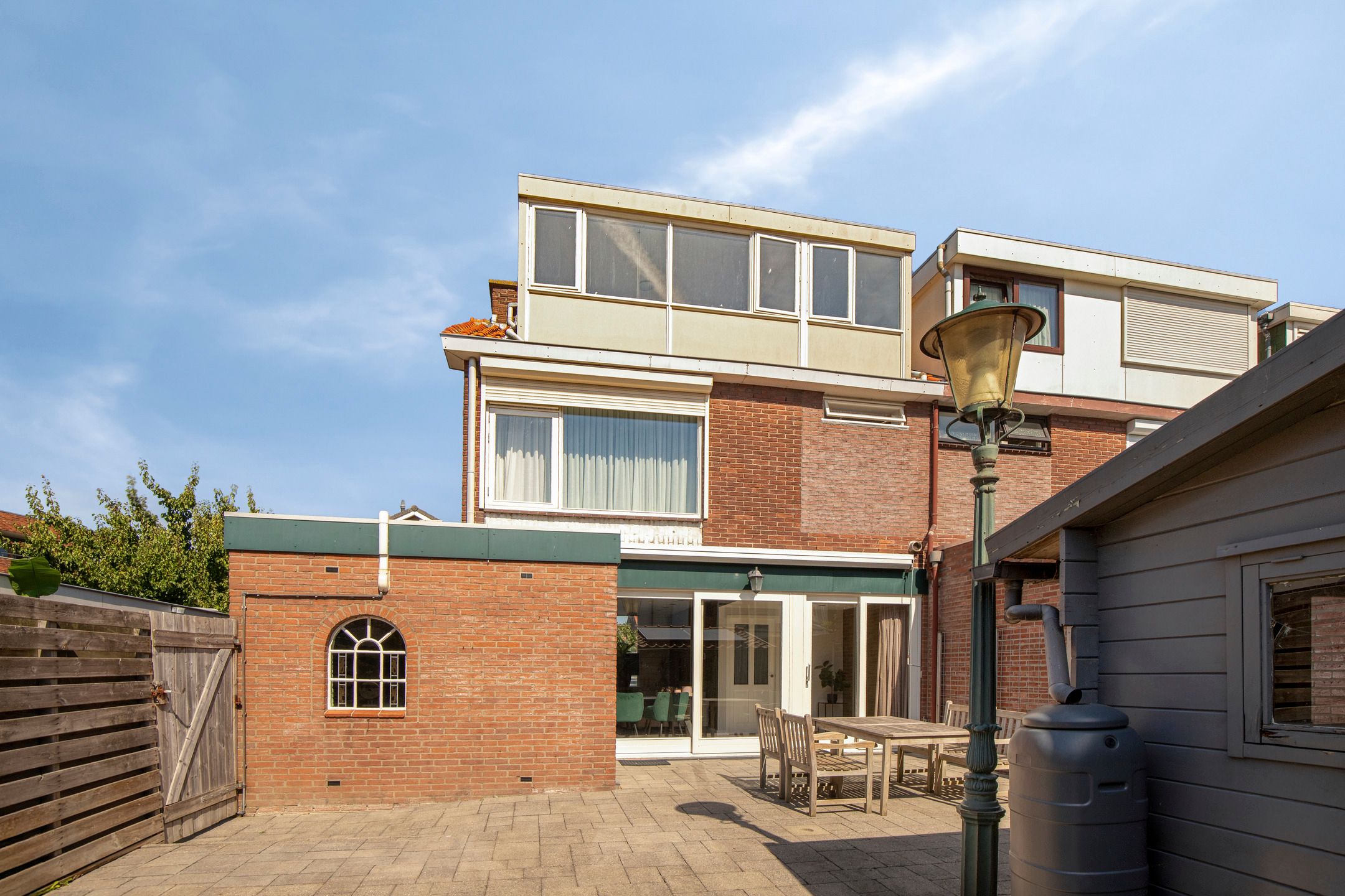 Photo 15 of Witte de Withstraat 2