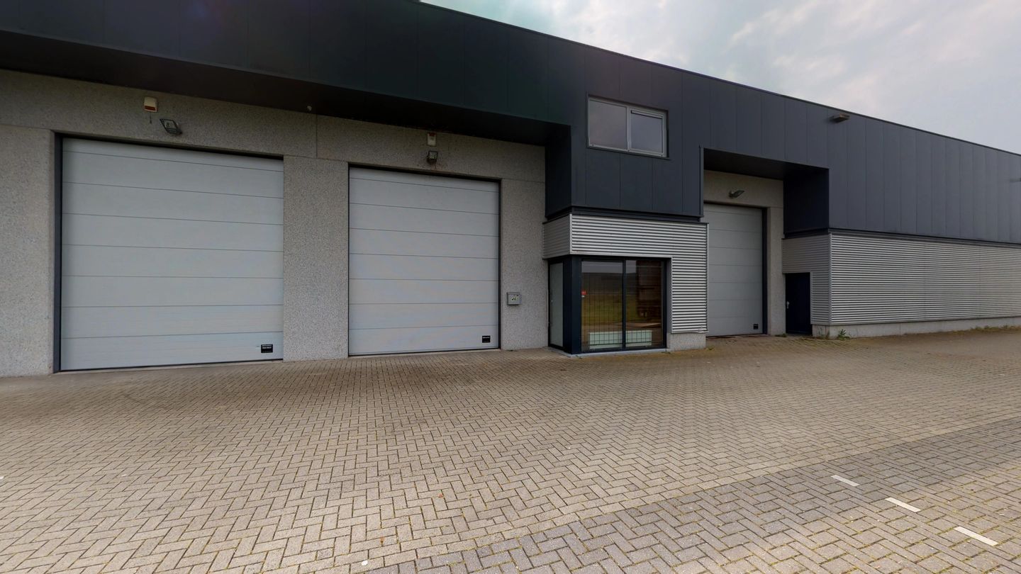 View photo 2 of Overbroek 46