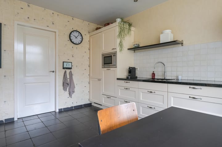 Tussenwoning te koop: Heideblauwtje 8, Zeewolde