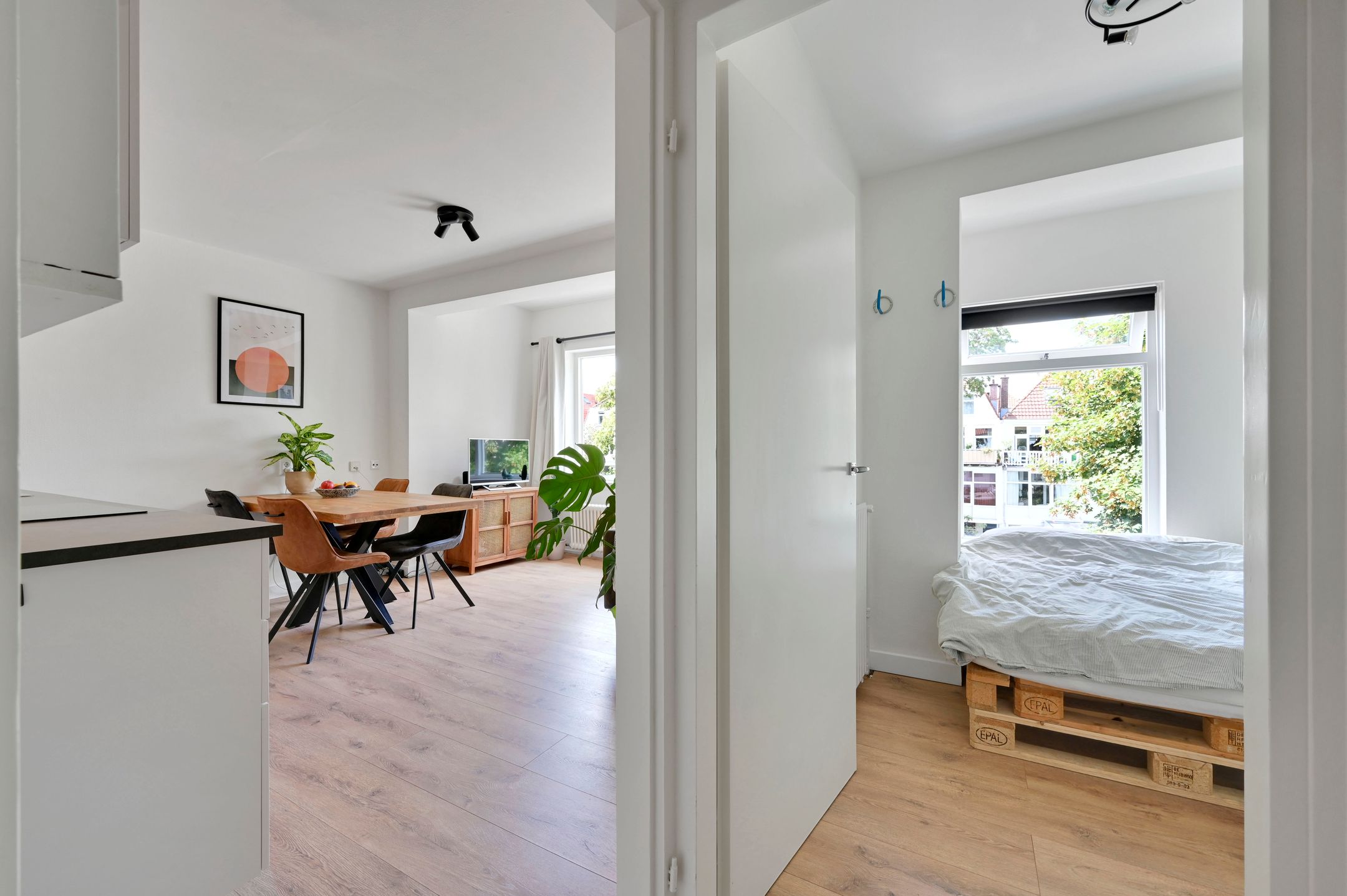 Photo 12 of Zoutmanstraat 48-R
