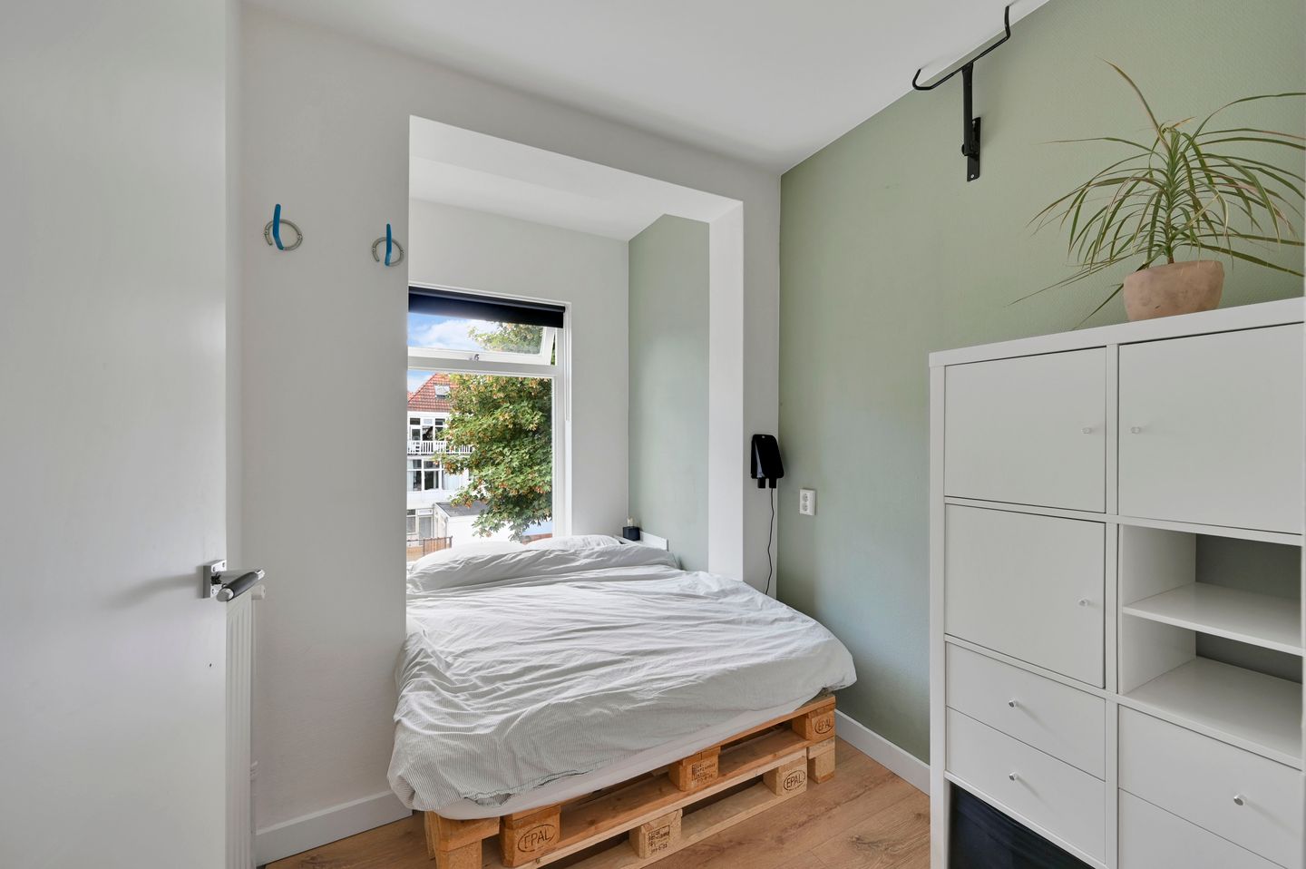 Photo 14 of Zoutmanstraat 48-R