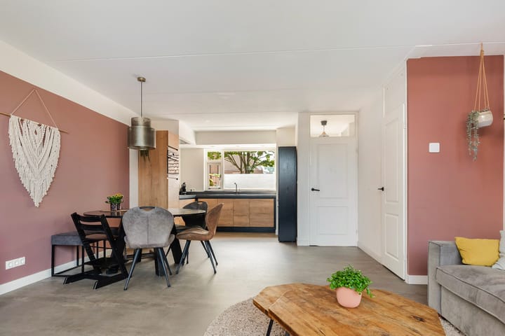 Tussenwoning te koop: van Coeverdenstraat 5, Goor