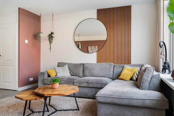 Tussenwoning te koop: van Coeverdenstraat 5, Goor
