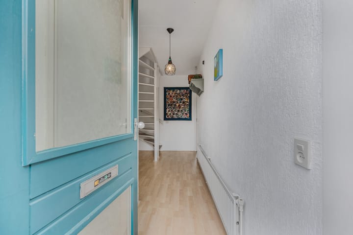 Tussenwoning te koop: Hooizolder 86, Drachten