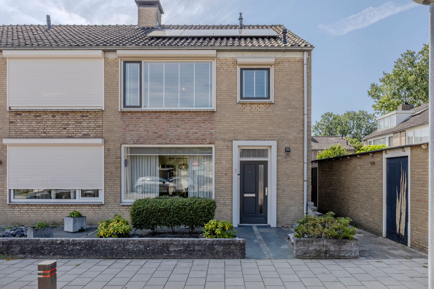 Foto 1 van Dr. Donker Curtiusstraat 6