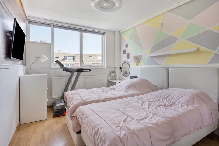 Tussenwoning te koop: Rietsnijder 14, Oud-Beijerland