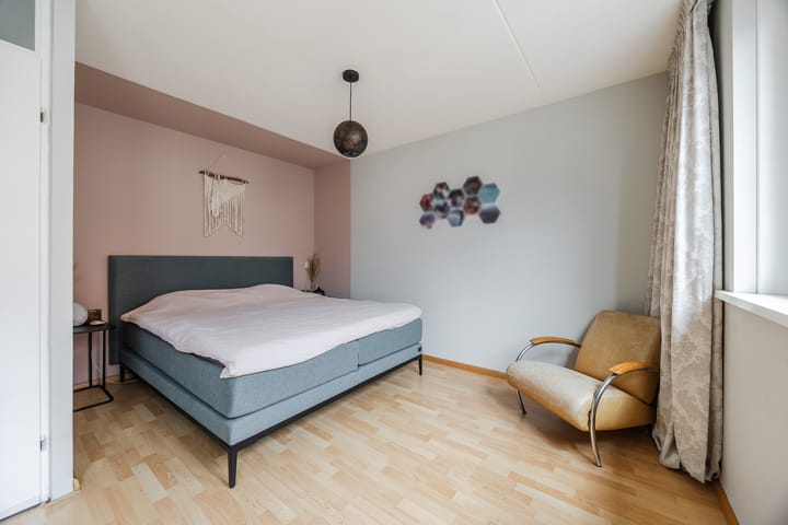 Tussenwoning te koop: Zuidmolenstraat 42, Bergen Op Zoom