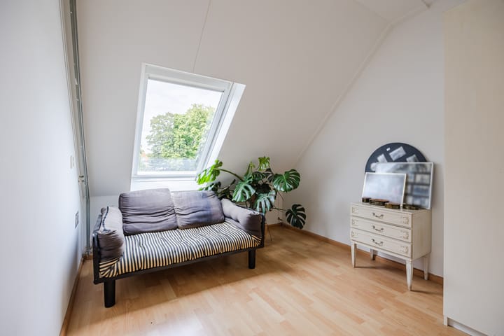 Tussenwoning te koop: Zuidmolenstraat 42, Bergen Op Zoom