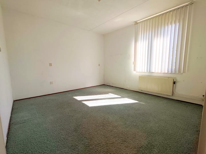 Tussenwoning te koop: Hondiusdomein 38, Maastricht