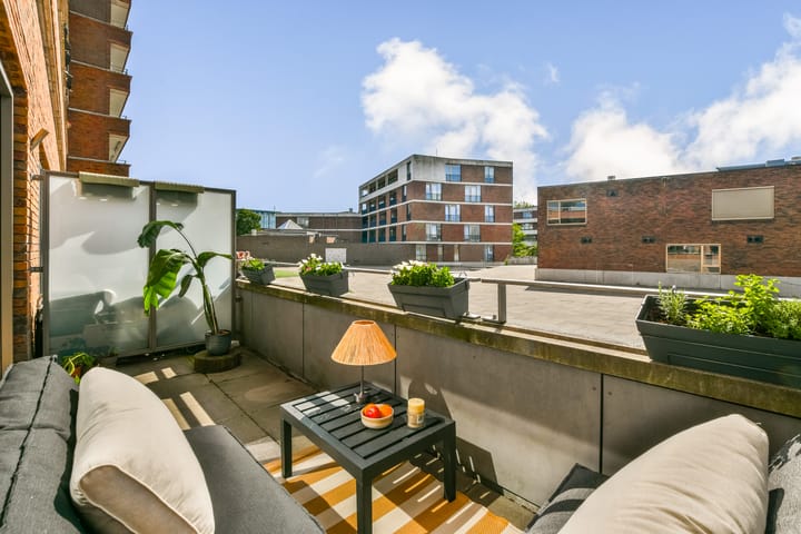 Photo 3 of Ottho Heldringstraat 200-D