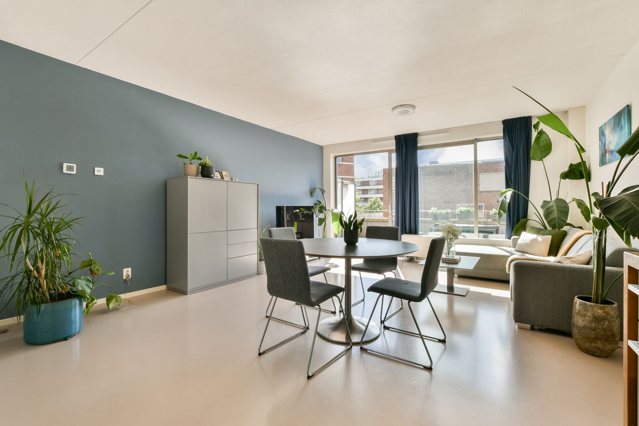 Photo 12 of Ottho Heldringstraat 200-D