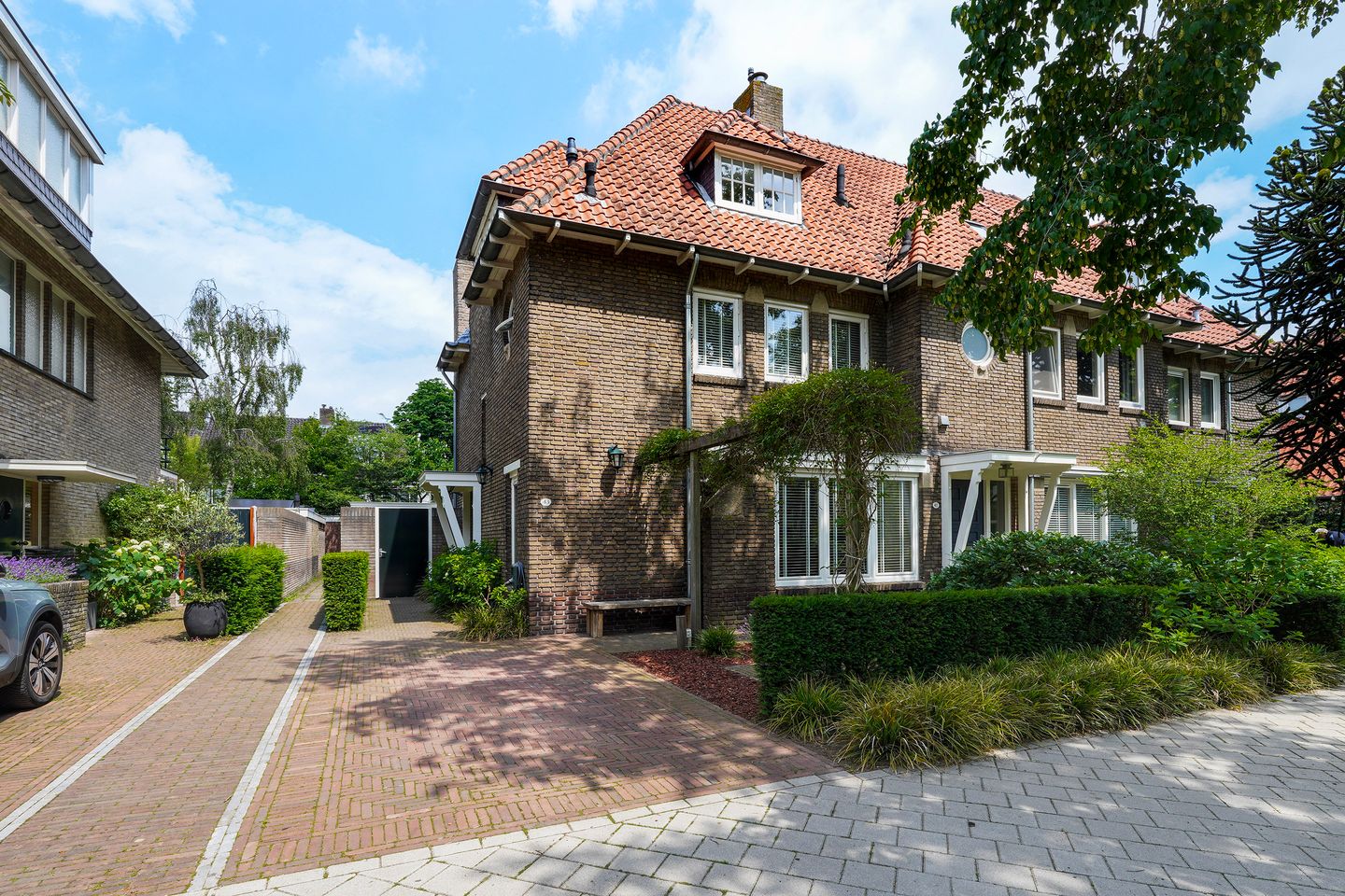 Photo 1 of Burgemeester van Meursstraat 43