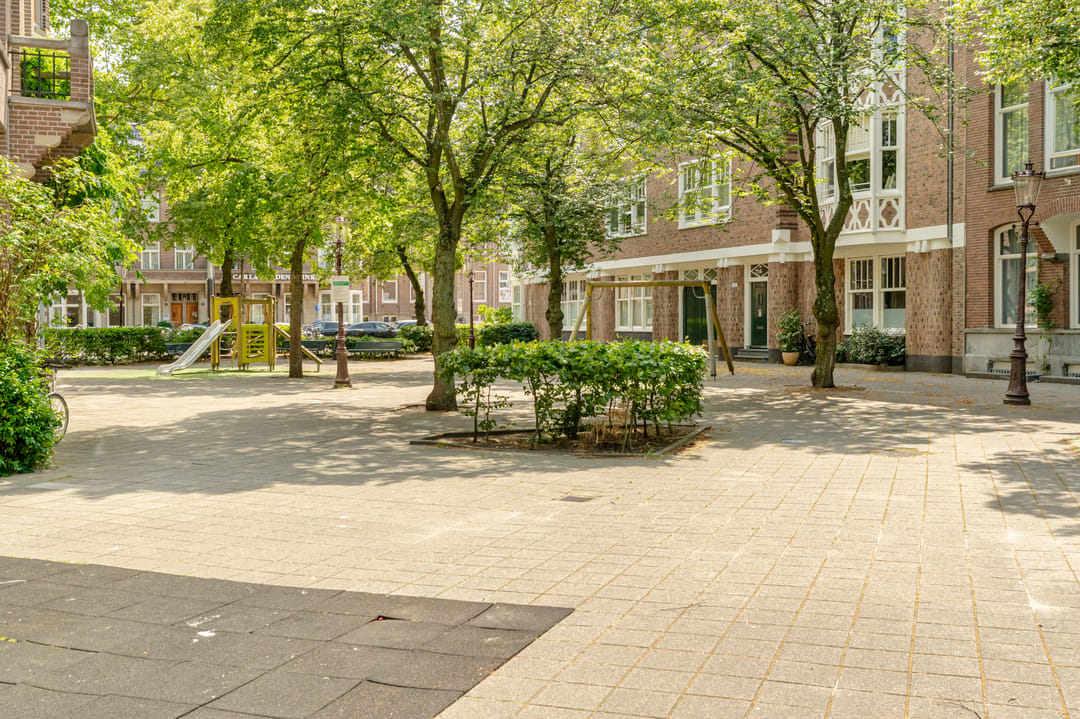 Photo 31 of Johannes Verhulststraat 206-2