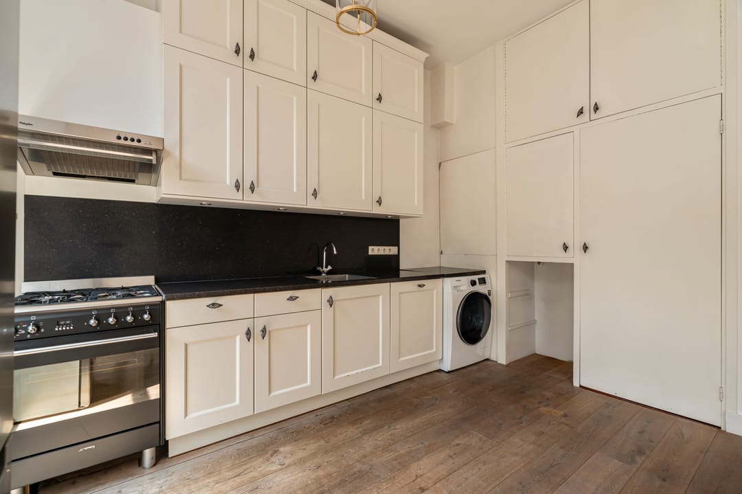 Photo 11 of Johannes Verhulststraat 206-2