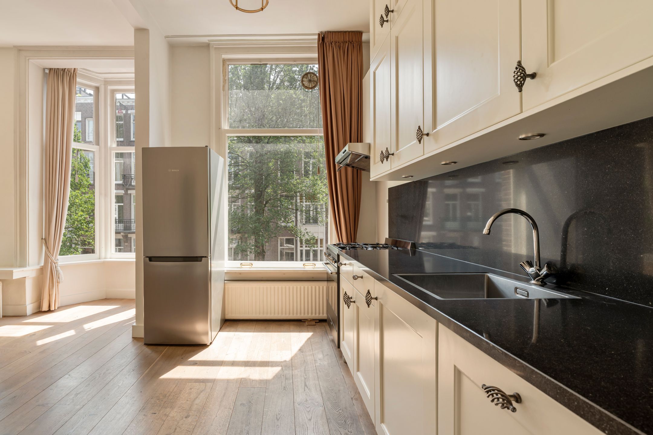 Photo 12 of Johannes Verhulststraat 206-2
