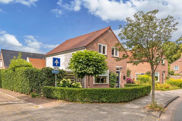 Foto 4 van Kerkstraat 4