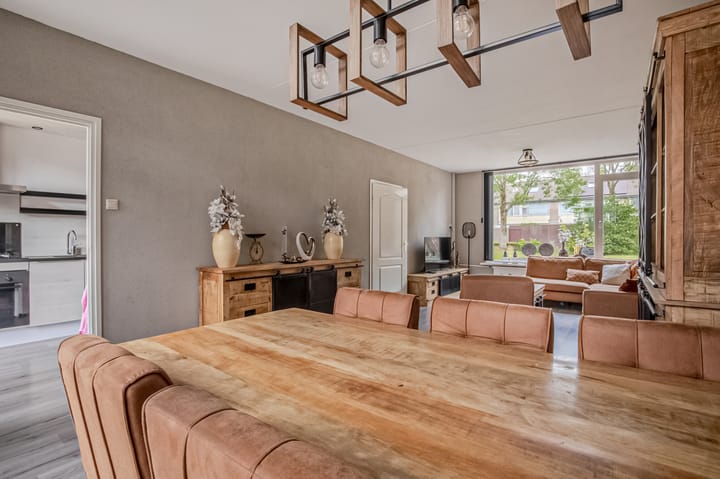 Tussenwoning te koop: Moezelstraat 66, Assen