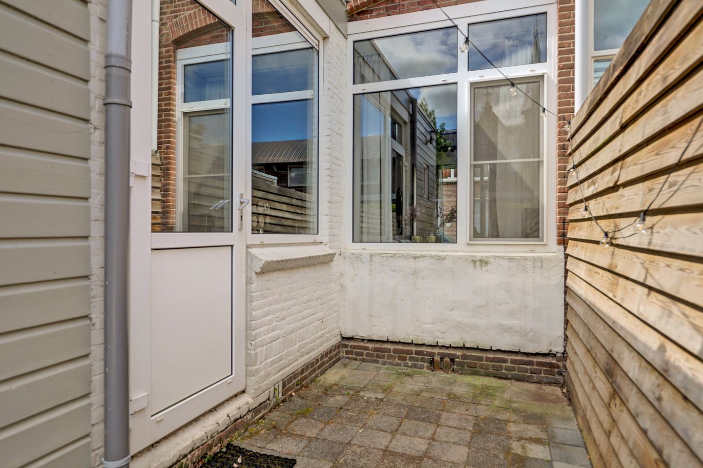 Photo 35 of Warmoezierskade 31