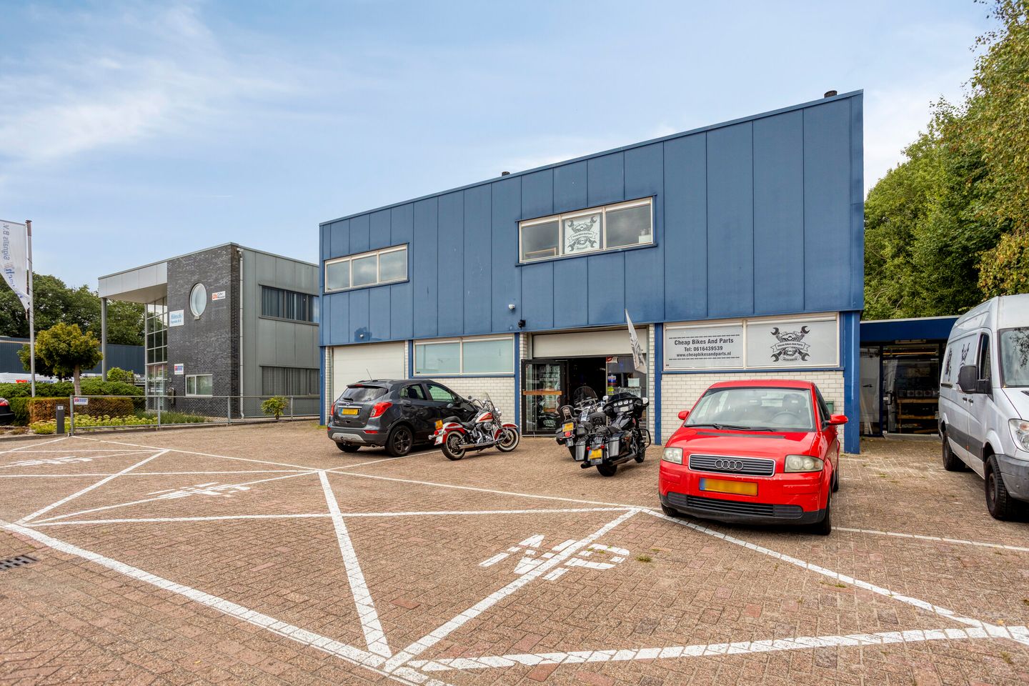 Bekijk foto 1 van Zilverweg 4