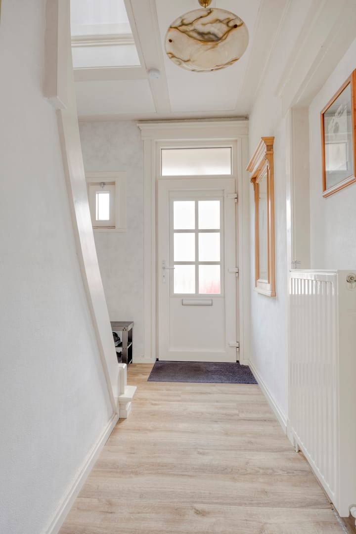 Twee-onder-één-kap te koop: Schoolstraat 12, Veendam