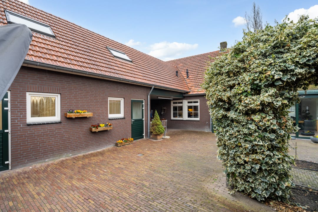 Foto 65 van Onze Lieve Vrouwestraat 69