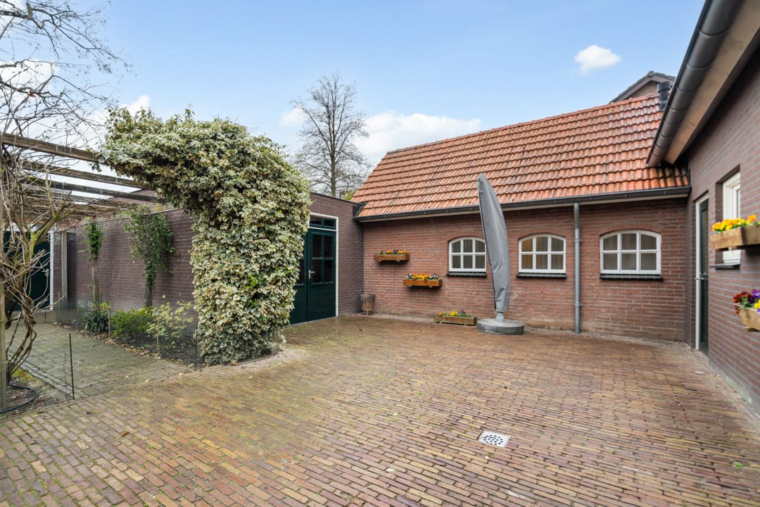 Foto 63 van Onze Lieve Vrouwestraat 69
