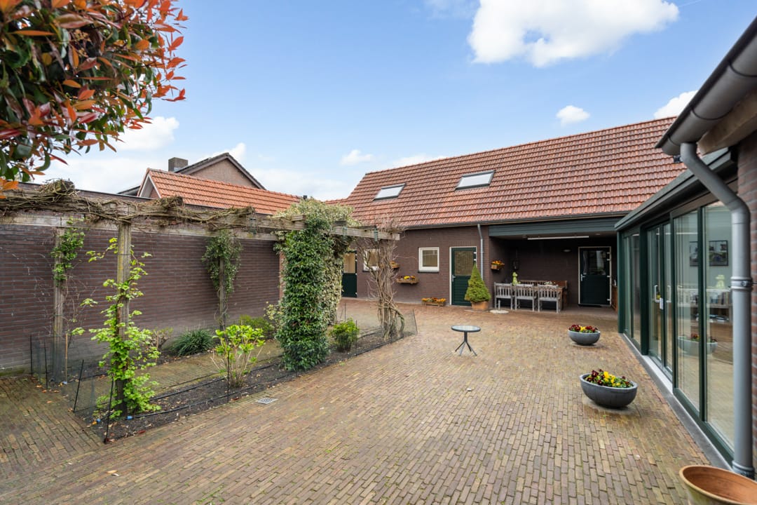 Foto 62 van Onze Lieve Vrouwestraat 69