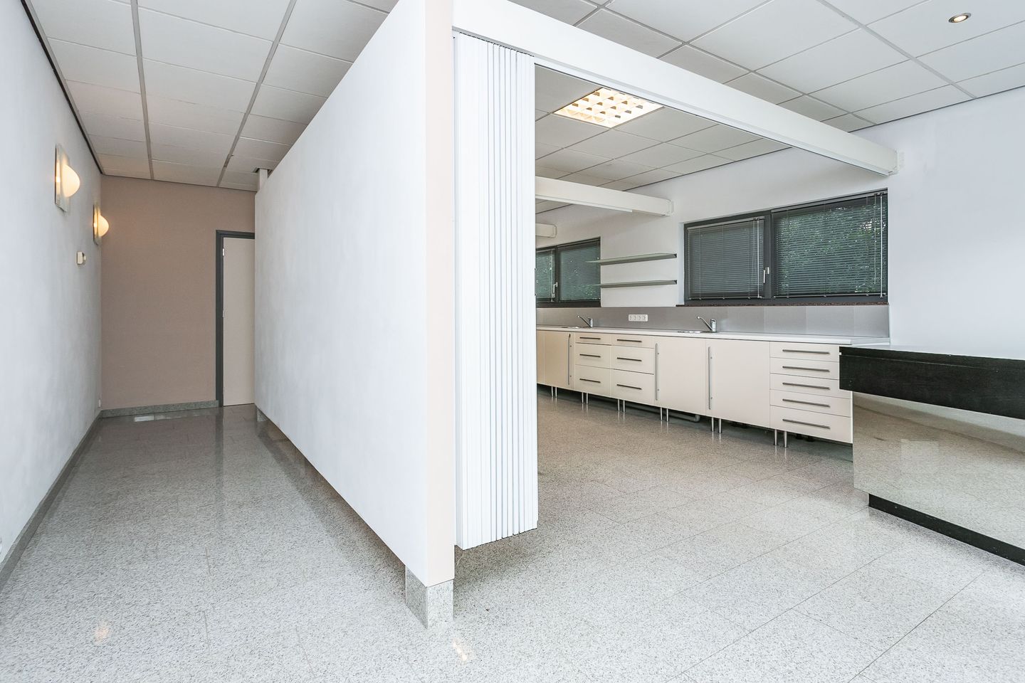 Bekijk foto 4 van Kruisbergstraat 100