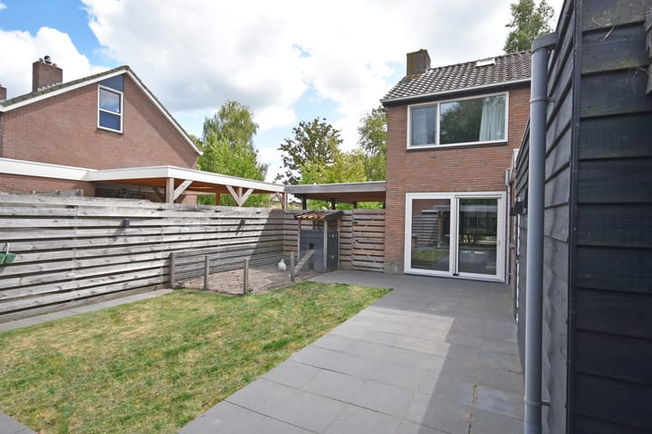 Hoekwoning te koop: Joh. Falkenastraat 31, Burgum