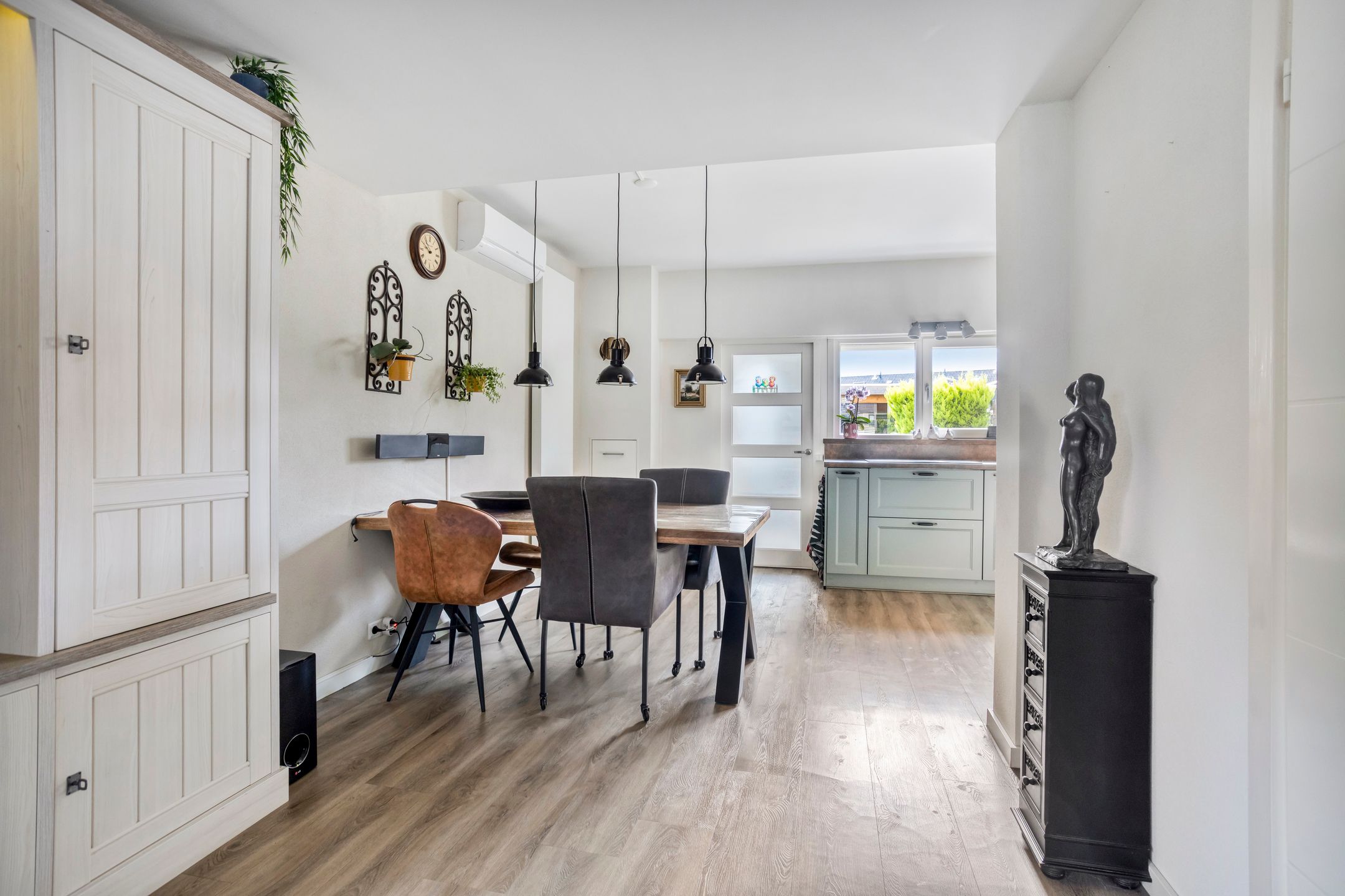 Photo 12 of Meteorenstraat 34