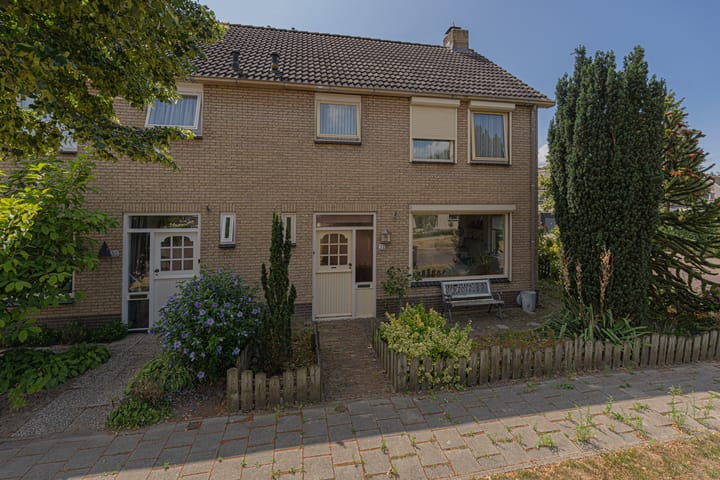 Foto 2 van Veersemeerstraat 32