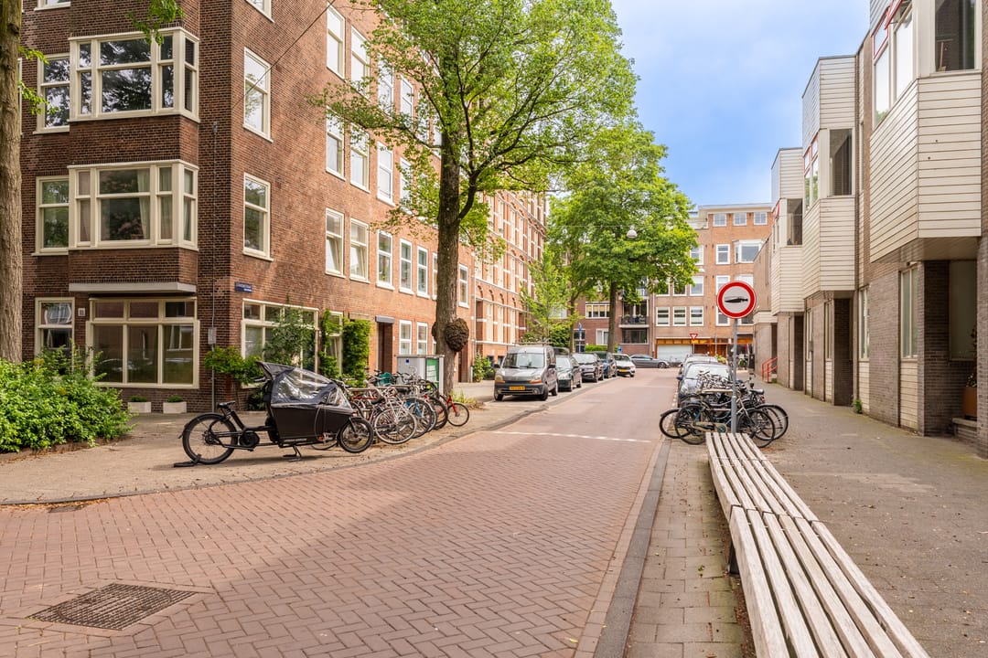 Photo 37 of Zaandijkstraat 10-B