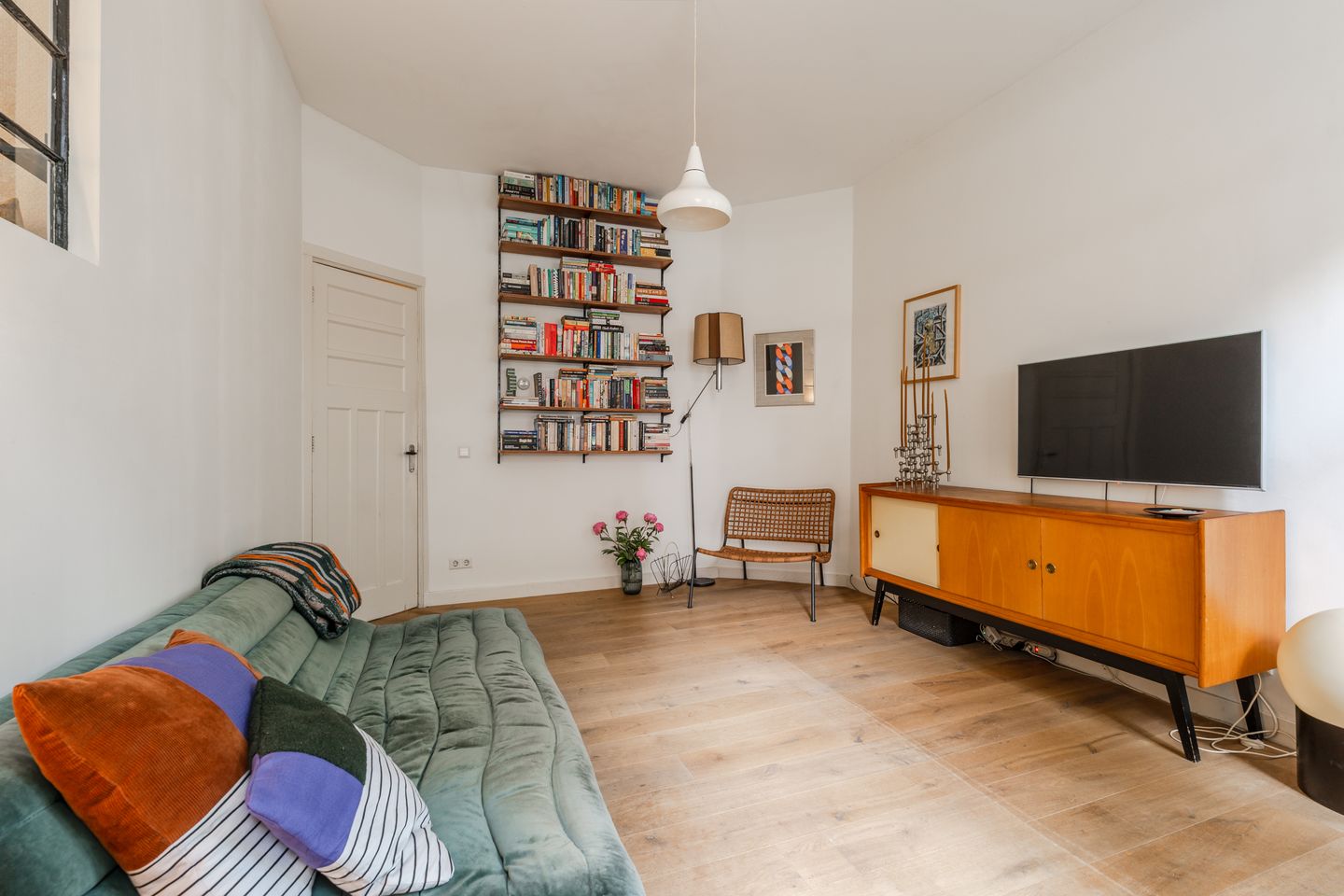 Photo 19 of Zaandijkstraat 10-B
