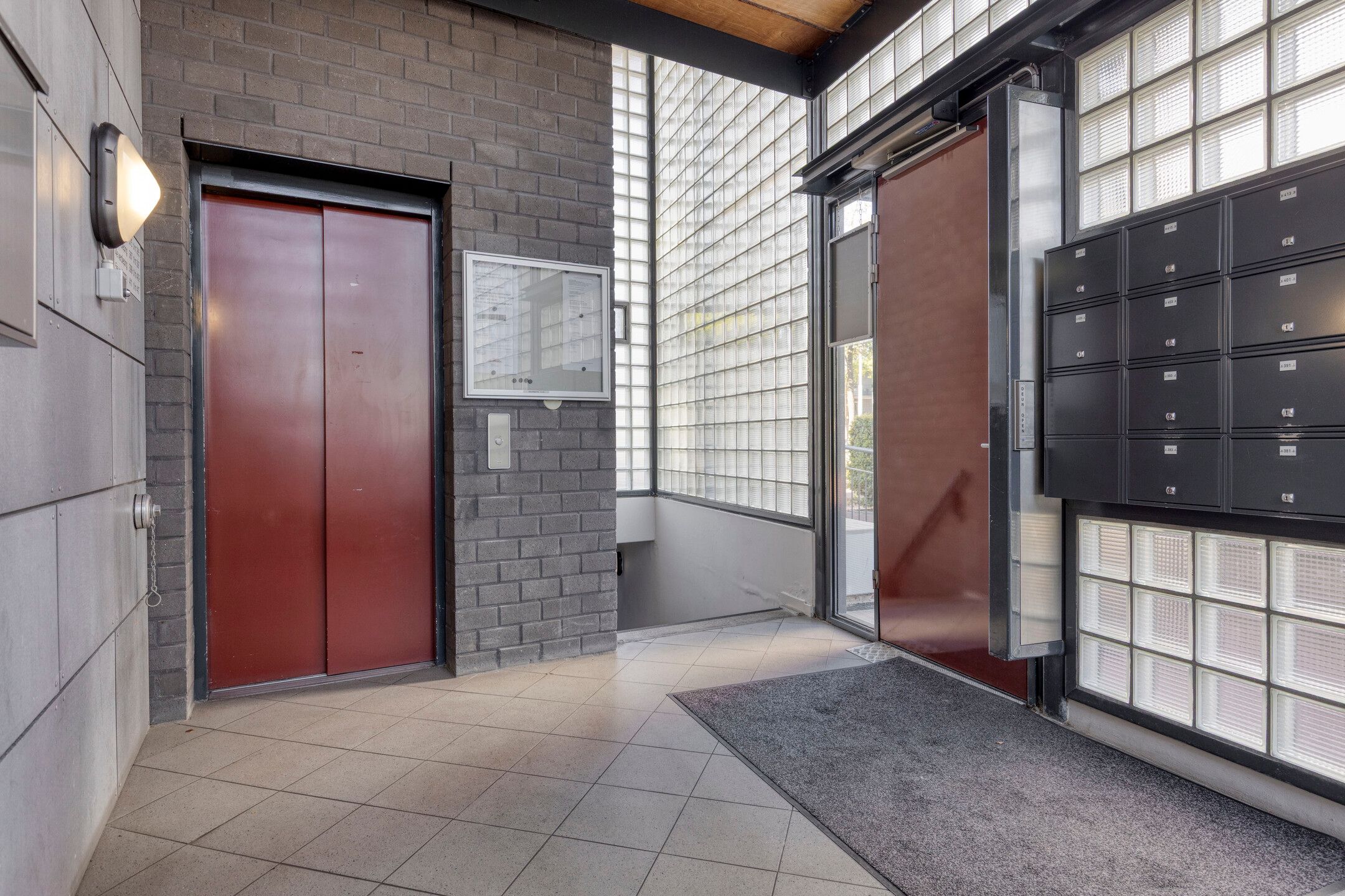 Photo 42 of Burgemeester Freijterslaan 383