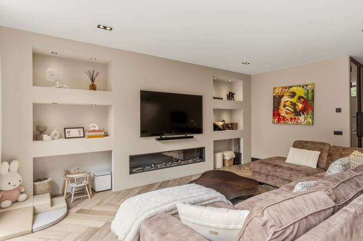 Vrijstaande woning te koop: Herengracht 102, Zaandam