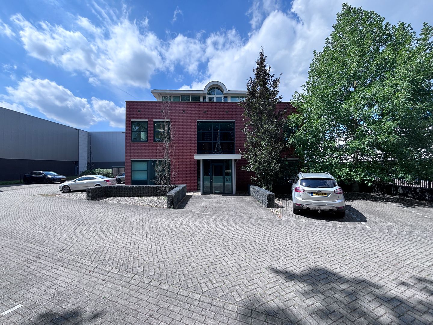 Bekijk foto 4 van Pastoor Ossestraat 61