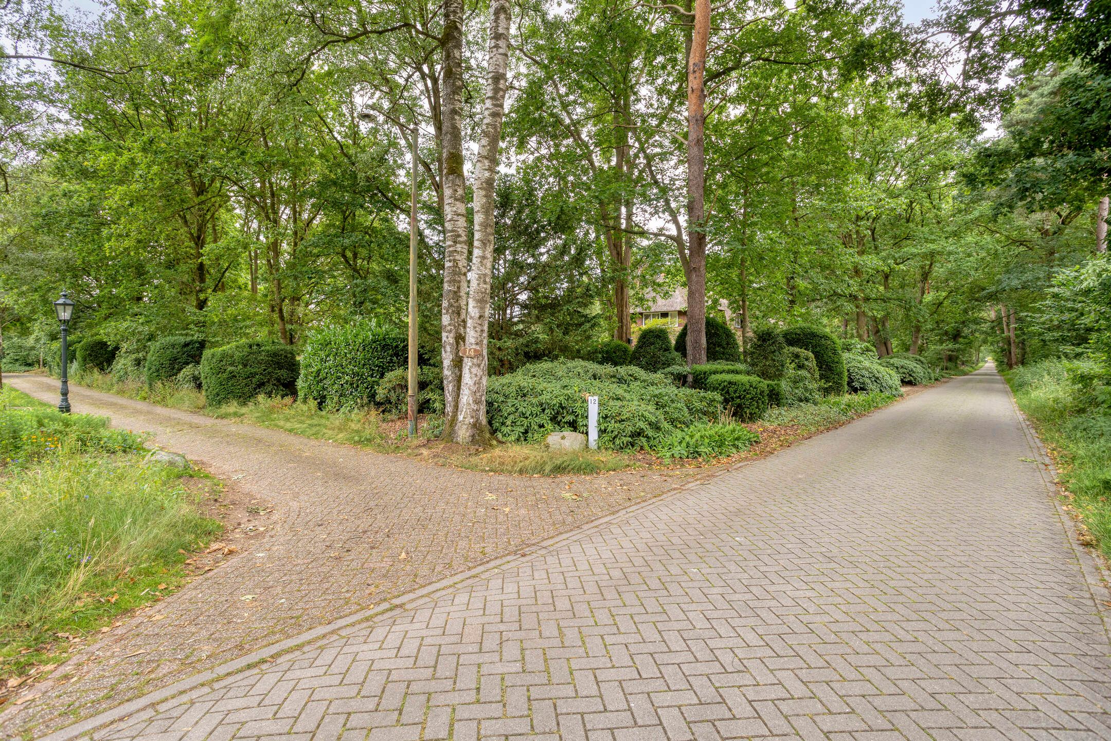 Photo 51 of Diependaalseweg 12