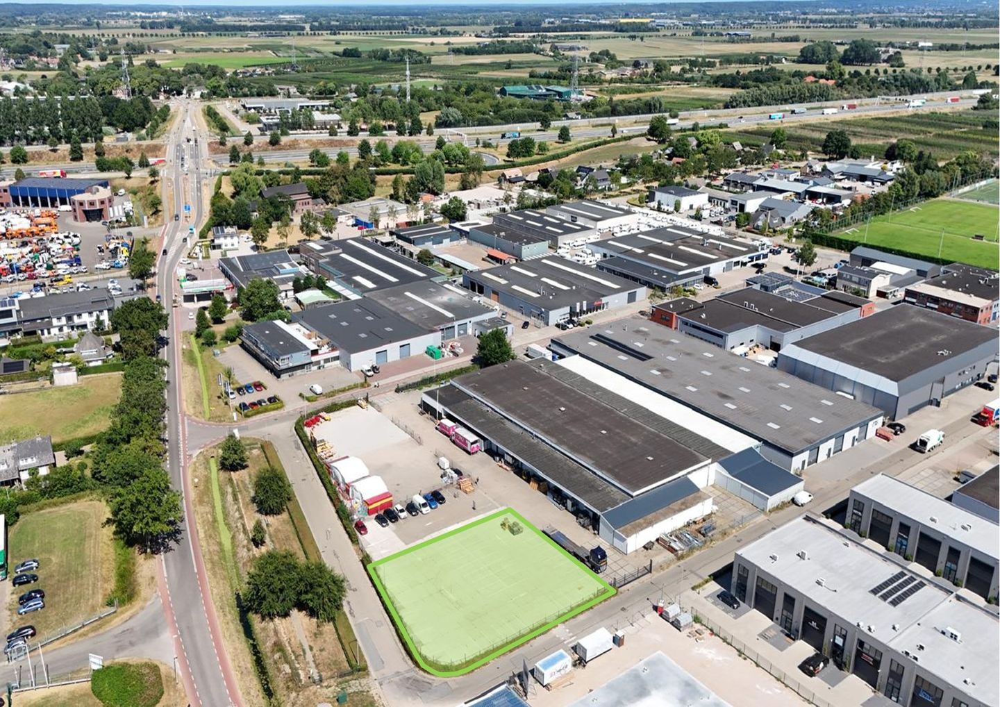 View photo 4 of Industrieweg 4