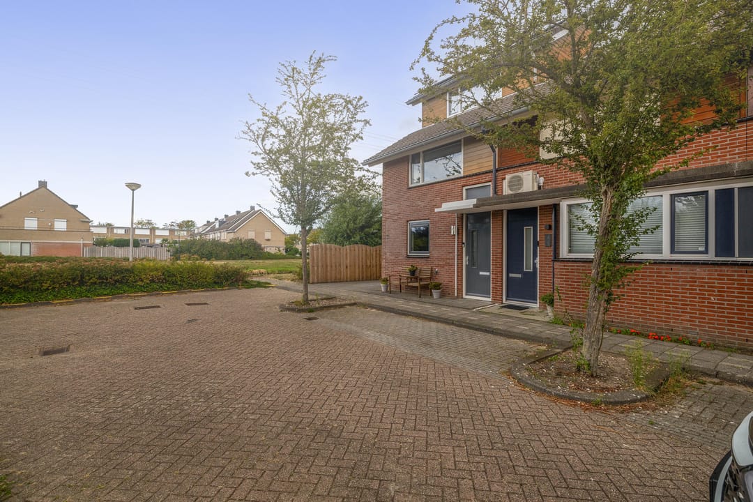 Photo 8 of Vicky Baumstraat 1
